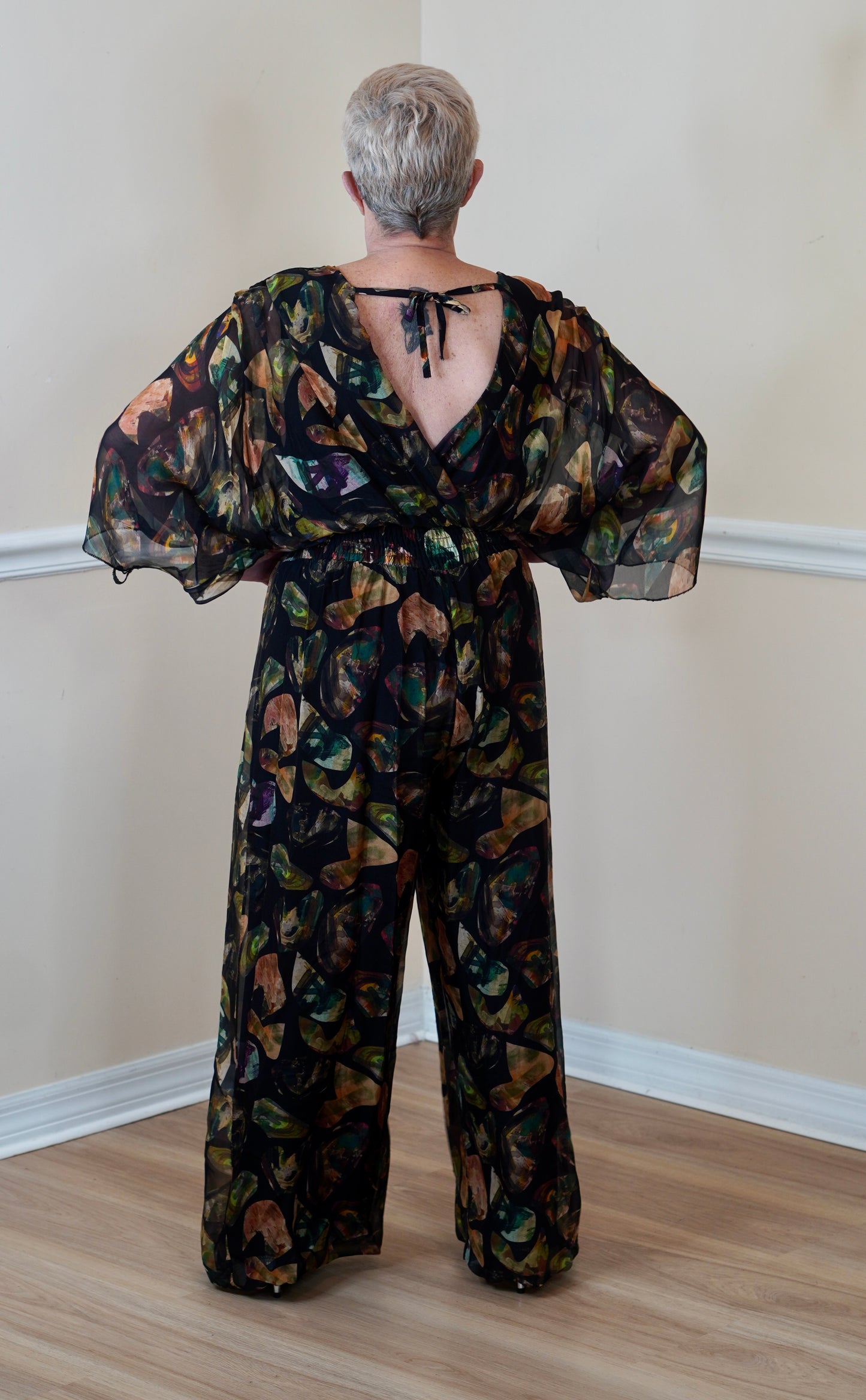 Black Gem Design Wide-Sleeve Jumpsuit